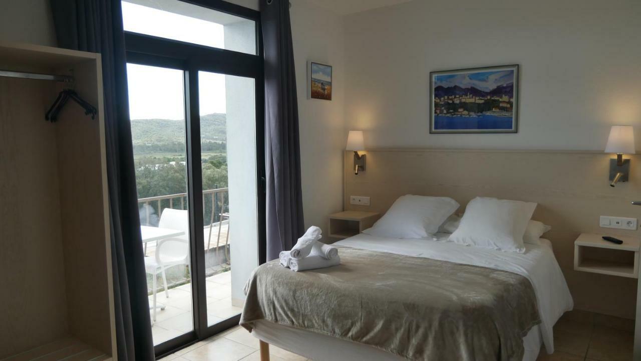 Corsica Hostel Porto-Vecchio, Partie Dortoirs Zewnętrze zdjęcie